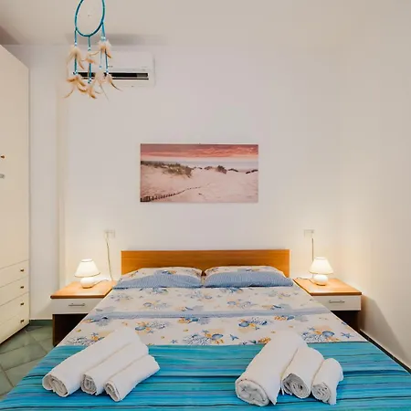 A Few Steps To La Pelosa Paradise 아파트 스틴티노